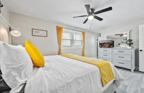 Douglasville House | The Happy Place: 3BR Home on Quiet Street