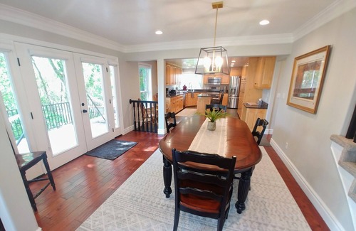 Little Rock Canyon House | The Happy Valley Home-Newly Remodeled Home, Huge & Spacious Yard, Amazing Views
