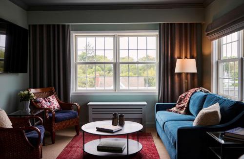 Greenport Hotel | The Harbor Front Inn