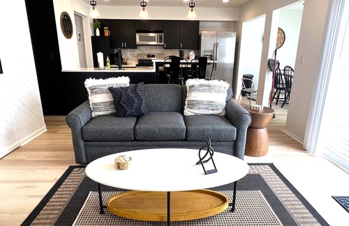 Huron Condo | The Harborview Getaway on the Water!
