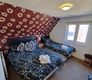 Burghead Hotel | The harbour inn