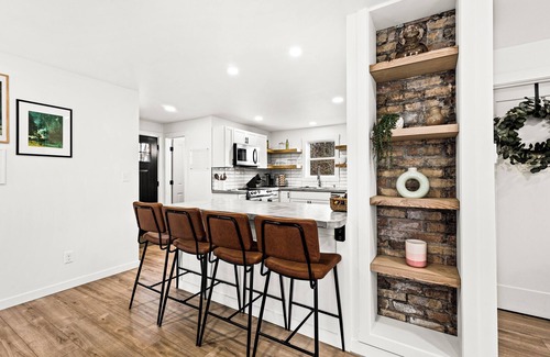 East End House | The Harlow House- Beautifully Renovated Home Near Duluth