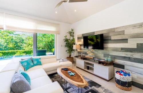 Brasilito House | The Haven-Mar Vista 2 Br House With Pool And 1 Br Casita