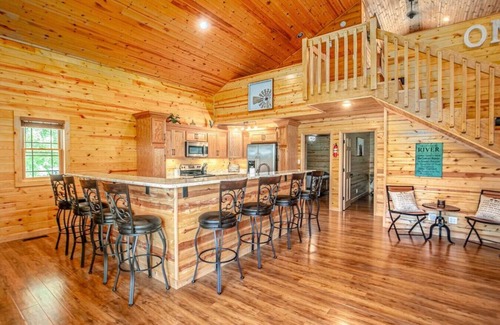 Doniphan Cabin | The Hawks Nest Cabin on Current River in Doniphan