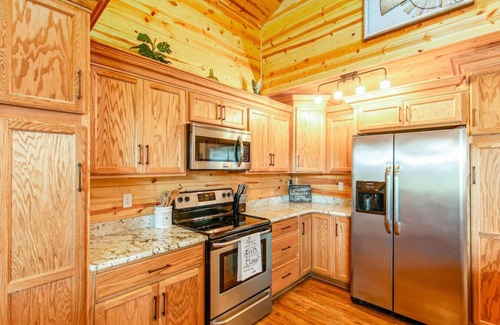 Doniphan Cabin | The Hawks Nest Cabin on Current River in Doniphan