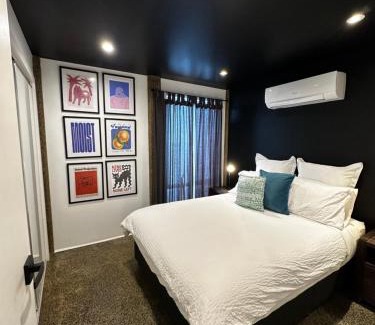 Hawthorne Apartment | The Hawthorne
