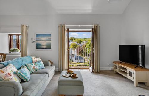 Dittisham House | The Hayloft
