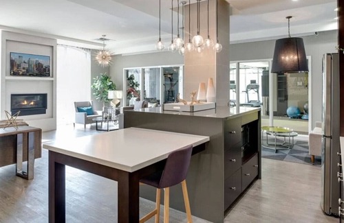 Downtown Minneapolis Apartment | The Hazel | Free parking, Gym, Fast WIFI, Central