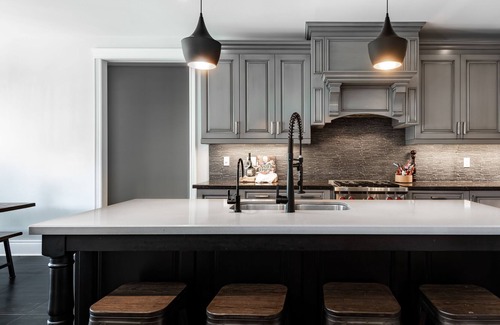 Mono House | The Hazel House: Gorgeous Executive Bungaloft