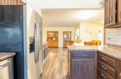 Tucson House | The heart of the desert with amazing views and hiking trails right outside!