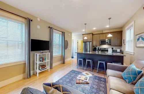 West End Apartment | The Heart of the West End #3