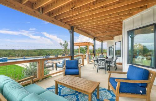 Fredericksburg House | The Heavy Pour