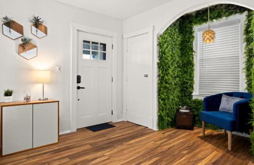 Peoria Heights House | The Heights Hideaway 2BR Gem