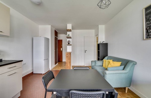 Saint-Cloud Apartment | The Heights of Saint-Cloud