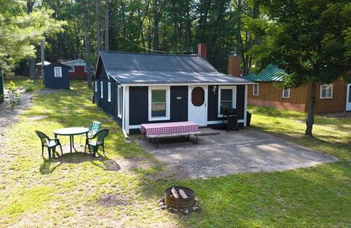 West Branch Cabin | The Henry Lodge: Relaxing Up North retreat close to ORV trails, lake, and bar.