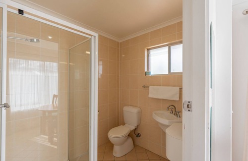 Tenterfield Hotel | The Henry Parkes Motel Tenterfield