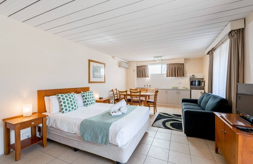 Tenterfield Hotel | The Henry Parkes Motel Tenterfield