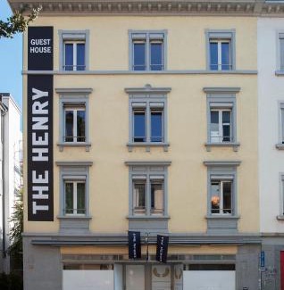 Gewerbeschule Apartment | The Henry Self Check-In Guesthouse