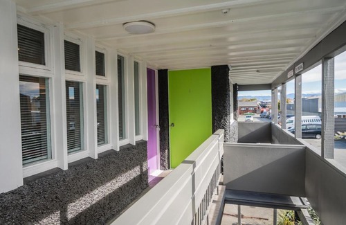 Timaru Central Hotel | The Hibernian Studio Apartments - 4 Latter Street