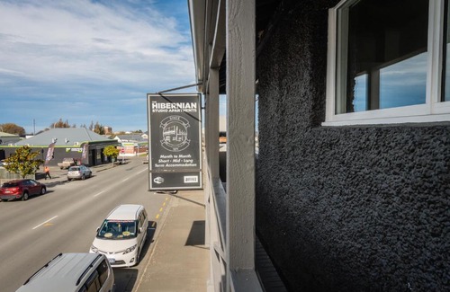 Timaru Central Hotel | The Hibernian Studio Apartments - 4 Latter Street