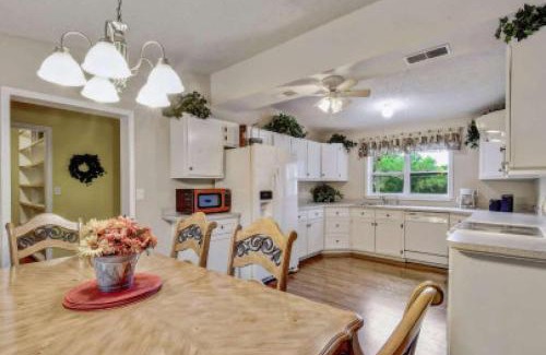 Wimberley House | The Hideaway at Hills Haven