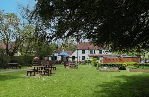 Upton Grey Hotel | The Hideaway at Hoddington Arms