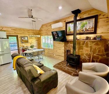 Glendale House | The Hideaway Concealed Cabin East Zion & Bryce