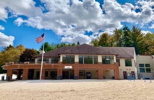 Mt Cobb House | The Hideout Getaway in the Poconos