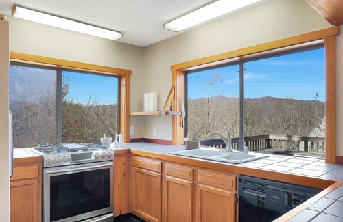 Bryson City House | The Hideout @ Hideaway Point