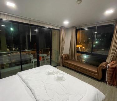 Ban Bang Saen Apartment | The High One Condominium
