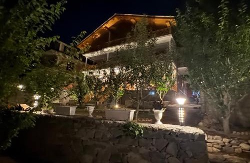 Manali Cabin | The Highgrove House, Manali