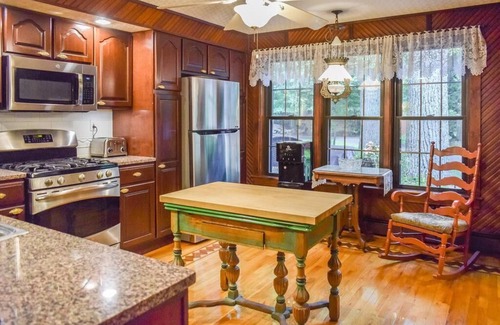 Inlet House | The Highland Lodge - 4th Lake Historic, Waterfront Home