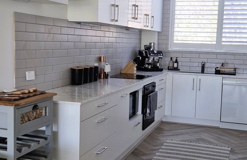 Currumbin Apartment | The Hill Apartments