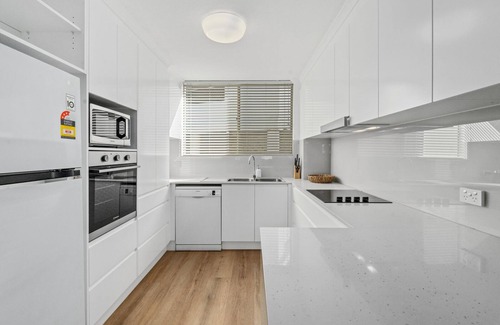 Currumbin Apartment | The Hill Apartments