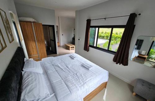 Thep Kasattri House | The Hill resort Thalang