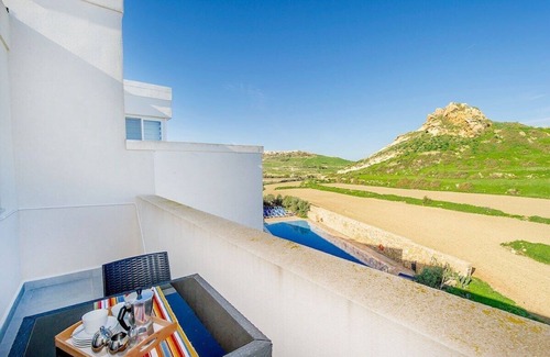 Marsalforn Apartment | The Hillock Penthouse North C11