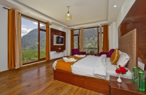 Jagatsukh Hotel | The Himalayan Alpine