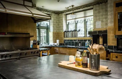 Lebanon House | The Historic Brasenhill Mansion