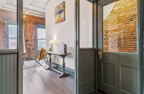 St. Charles Apartment | The Historic Bricks on Main