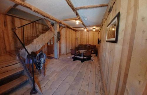 Alton House | The Hitching Post in Alton