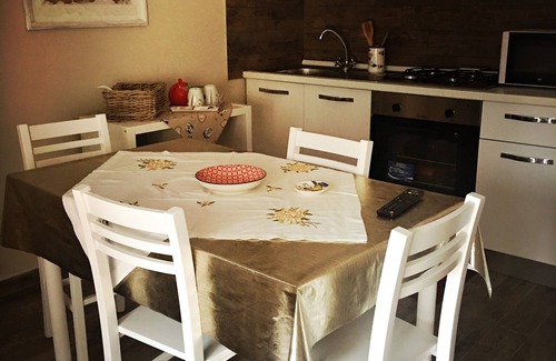 Iglesias Historic Centre Apartment | THE HIVE MARY'S APARTMENT IUN P7174
