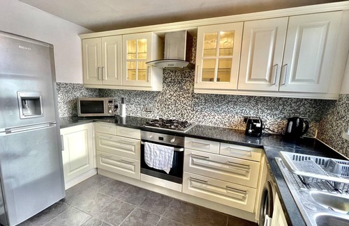 Kidlington House | The HK House Near To Blenheim Palace