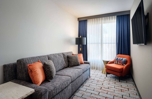 Carbondale Hotel | The Hoffmann Hotel Basalt Aspen, Tapestry Collection By Hilton