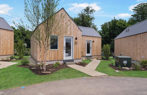 Ottawa Cabin | The Hold - Tiny Home