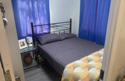 Lightning Ridge Apartment | The Holiday Hut