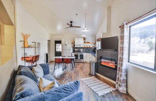 Glendale House | The Honeybee at Zen Zion