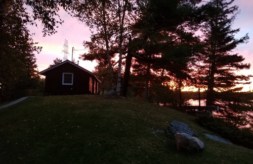 Sioux Narrows Nestor Falls Cabin | The Honeymoon Special -Private Cozy Couples Retreat