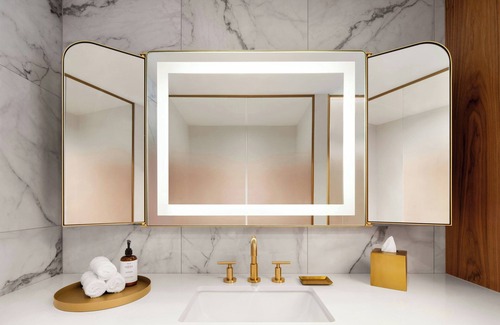 Quartier des Spectacles Hotel | The Honeyrose Hotel, Montreal, A Tribute Portfolio Hotel