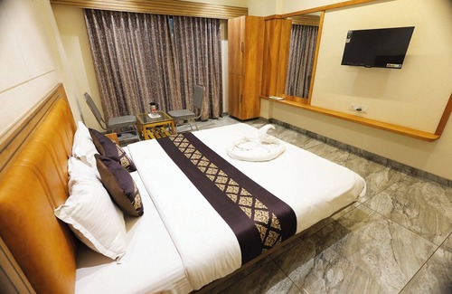 Palsana Hotel | The Horizon Hotel Surat