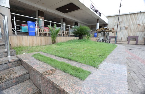 Palsana Hotel | The Horizon Hotel Surat